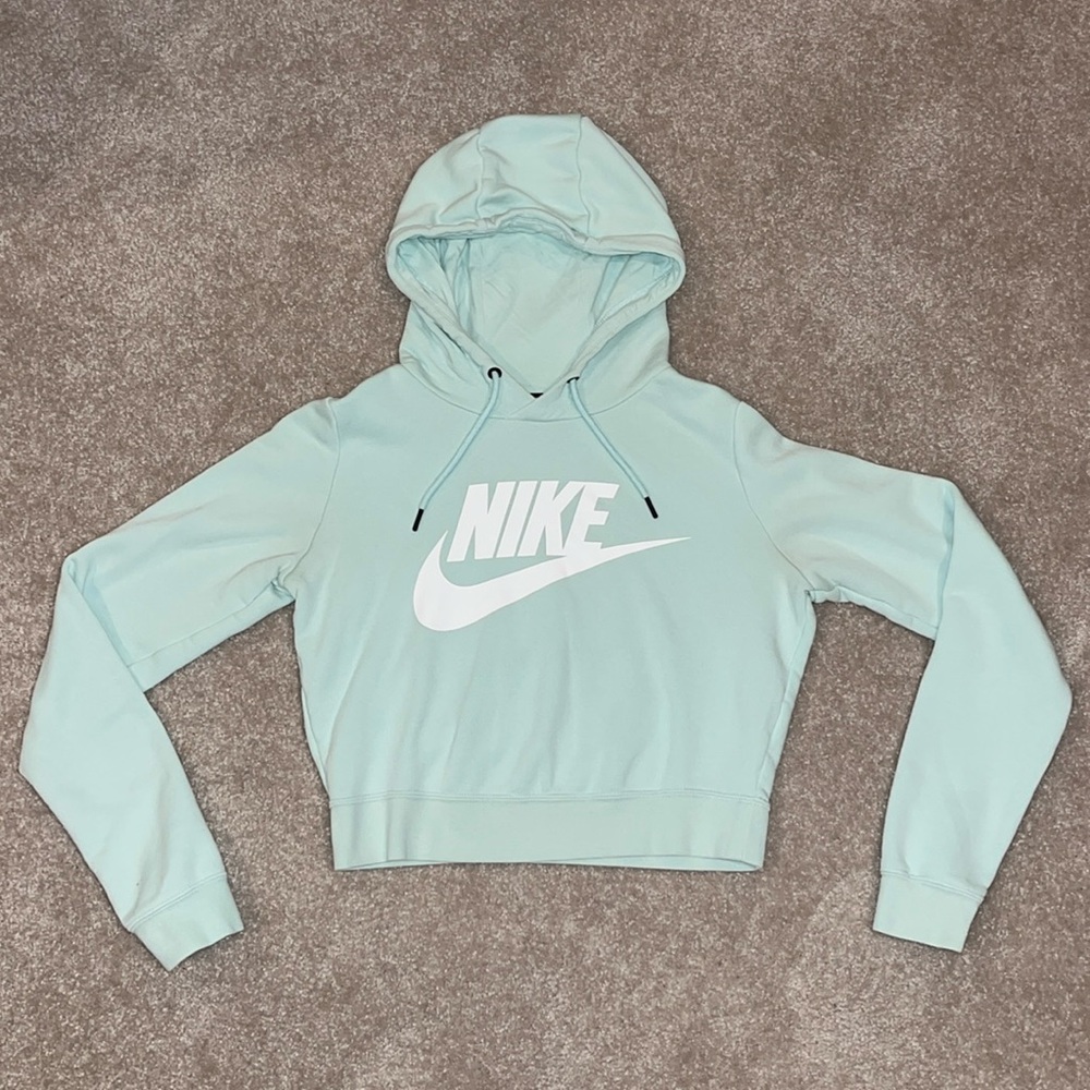 Nike Women’s XS Sportswear Rally Crop Hoodie Mint Green